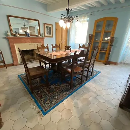 Antica Casa Dei Frati Feriehus